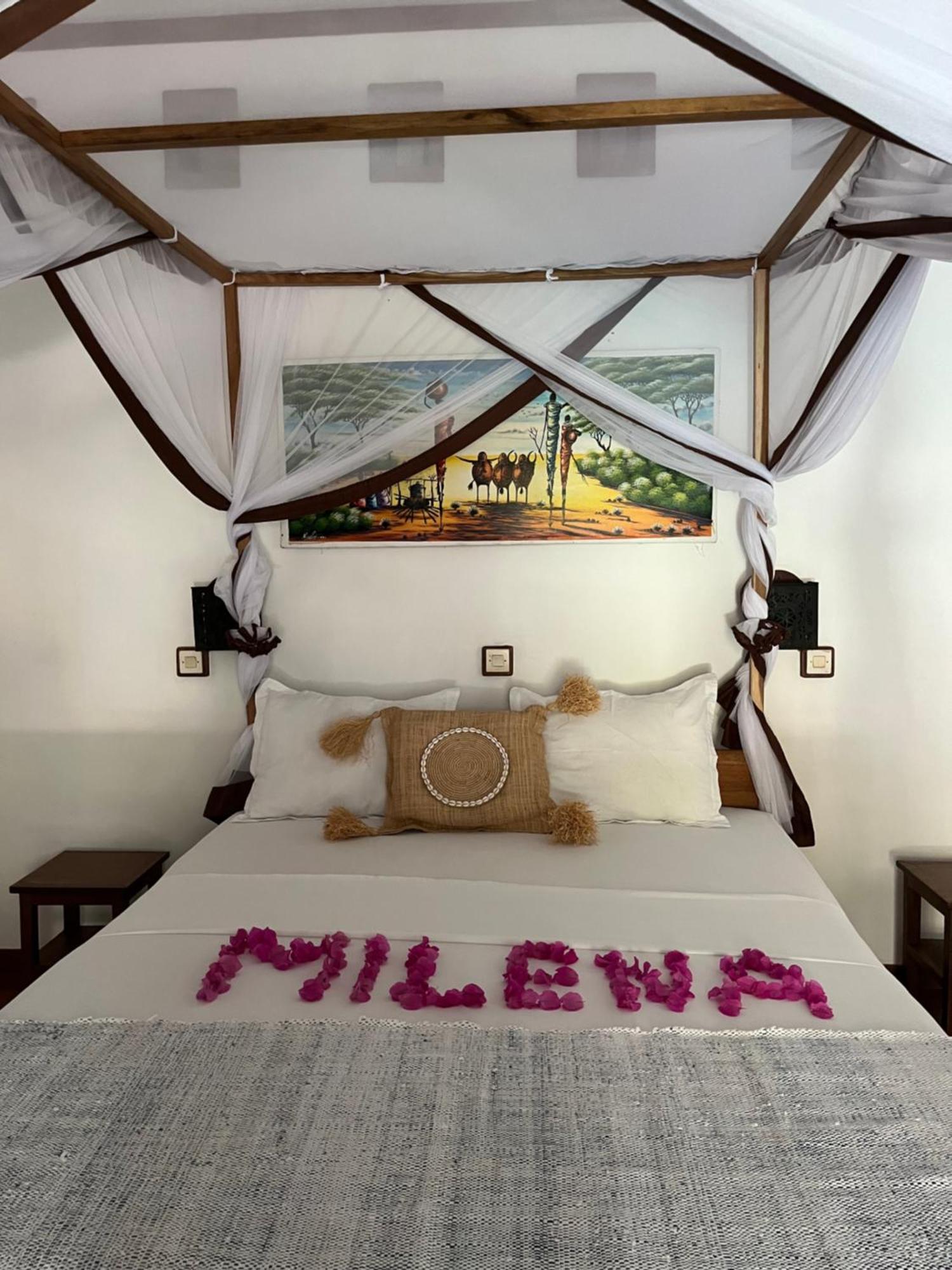 Villa Milena Nosy Be Exterior photo